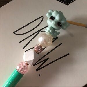 The Littlest Pet Shop: Lamb handmade beaded pen